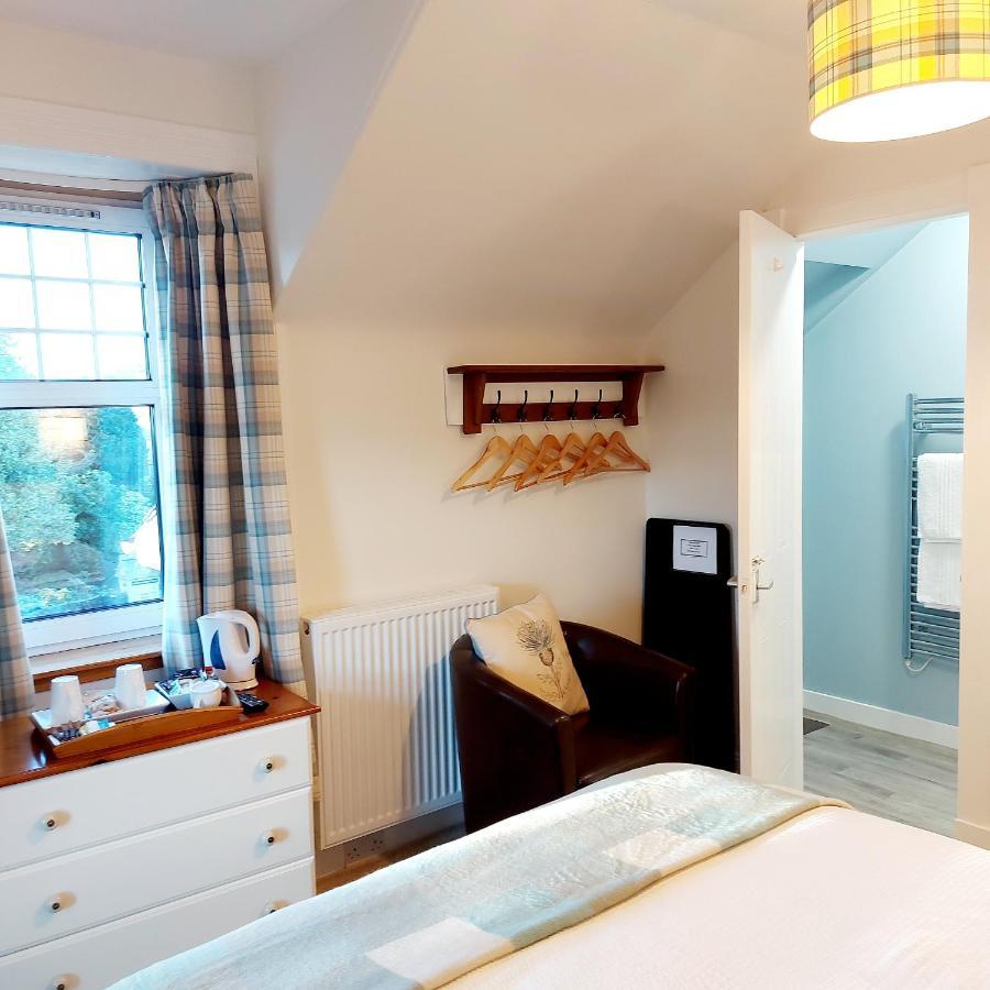 Firtree Bed And Breakfast At Galvelbeg House Crieff Exterior photo